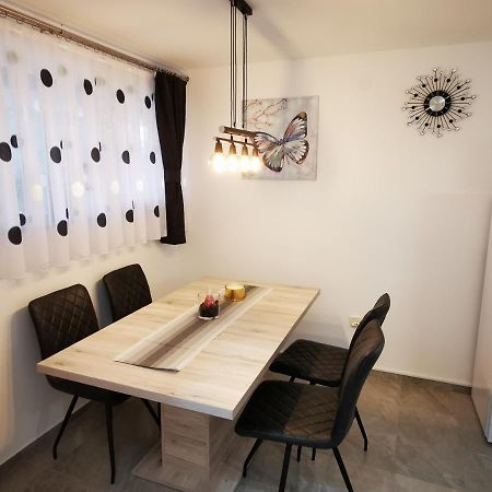 קארלובץ Ema Studio Apartman מראה חיצוני תמונה