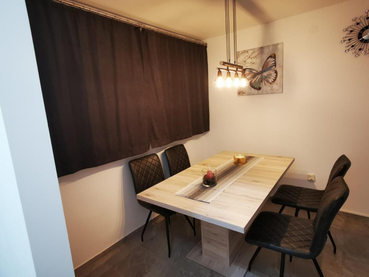 קארלובץ Ema Studio Apartman מראה חיצוני תמונה