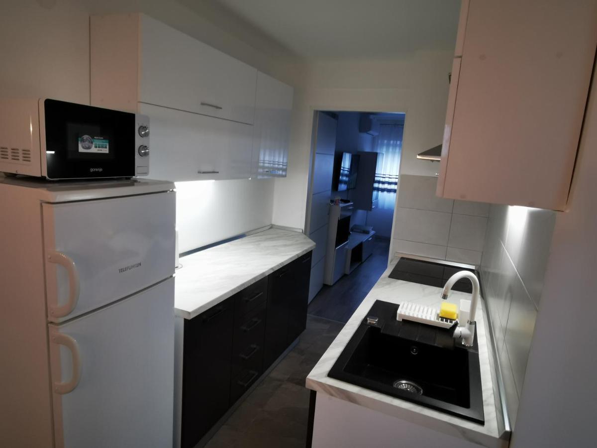קארלובץ Ema Studio Apartman מראה חיצוני תמונה