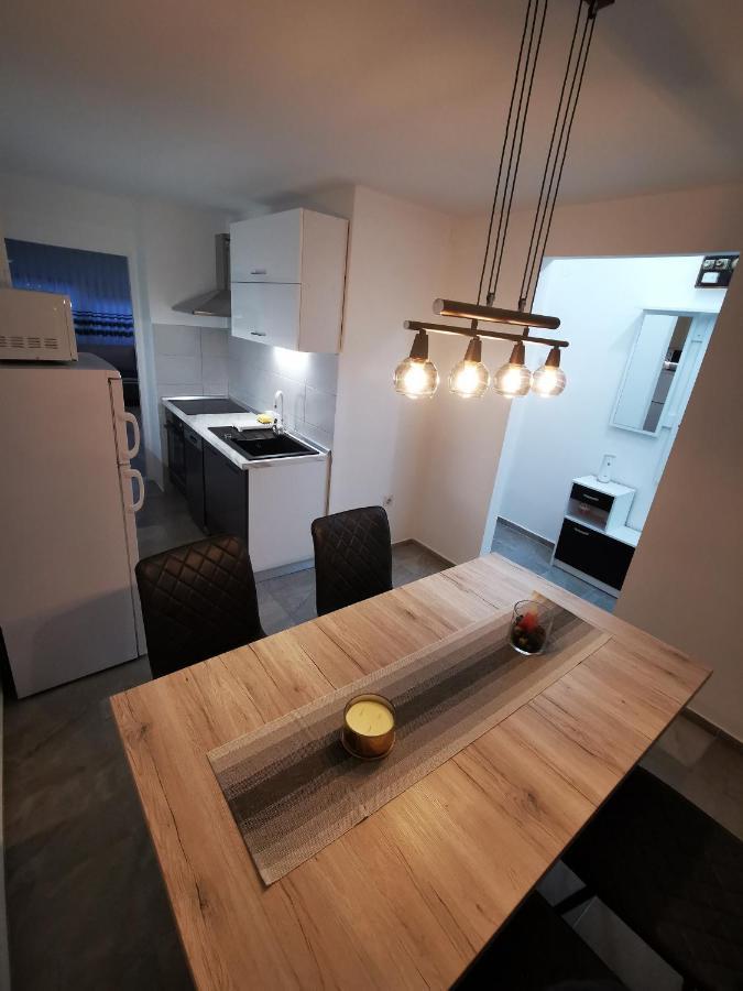 קארלובץ Ema Studio Apartman מראה חיצוני תמונה
